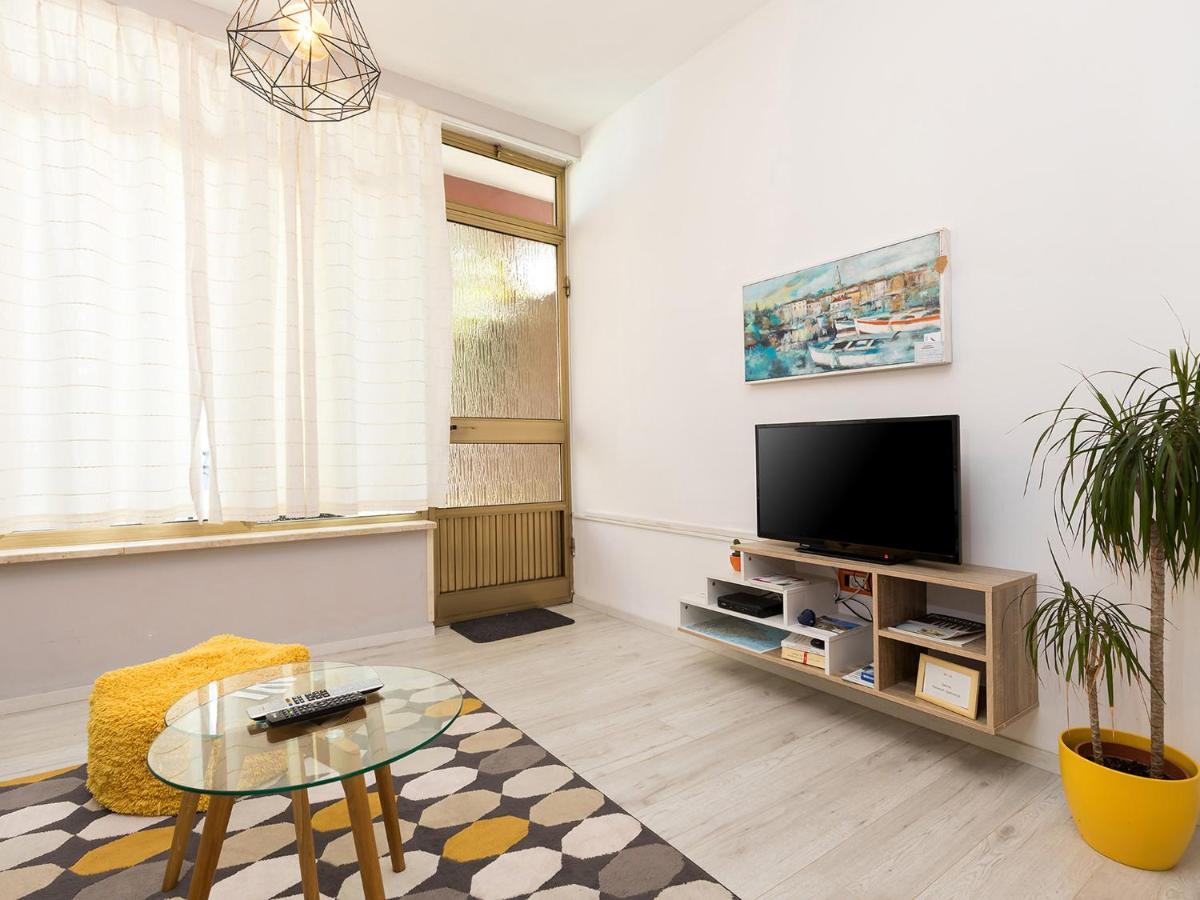 Design Apartment Novigrad Istria Buitenkant foto