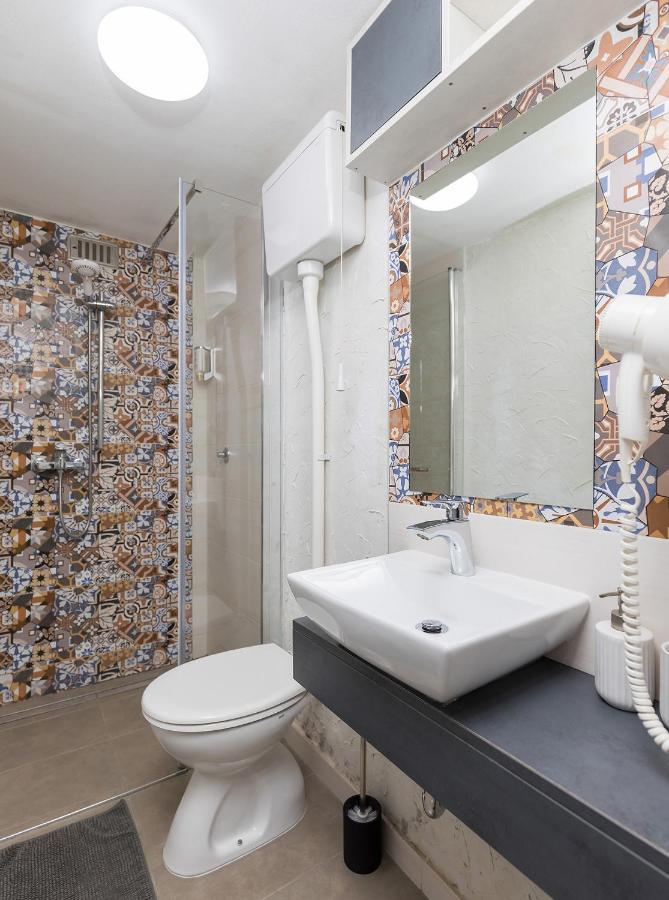 Design Apartment Novigrad Istria Buitenkant foto